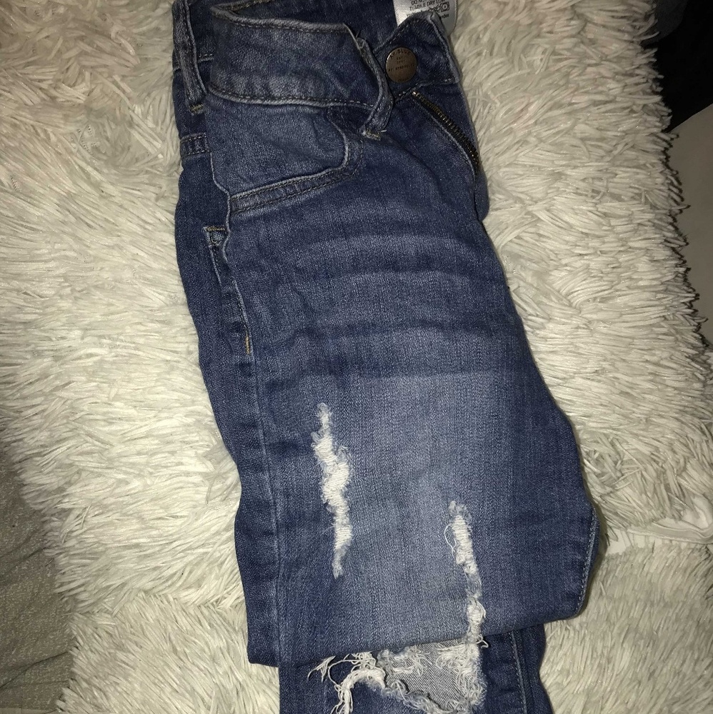 Cute high waisted jeans